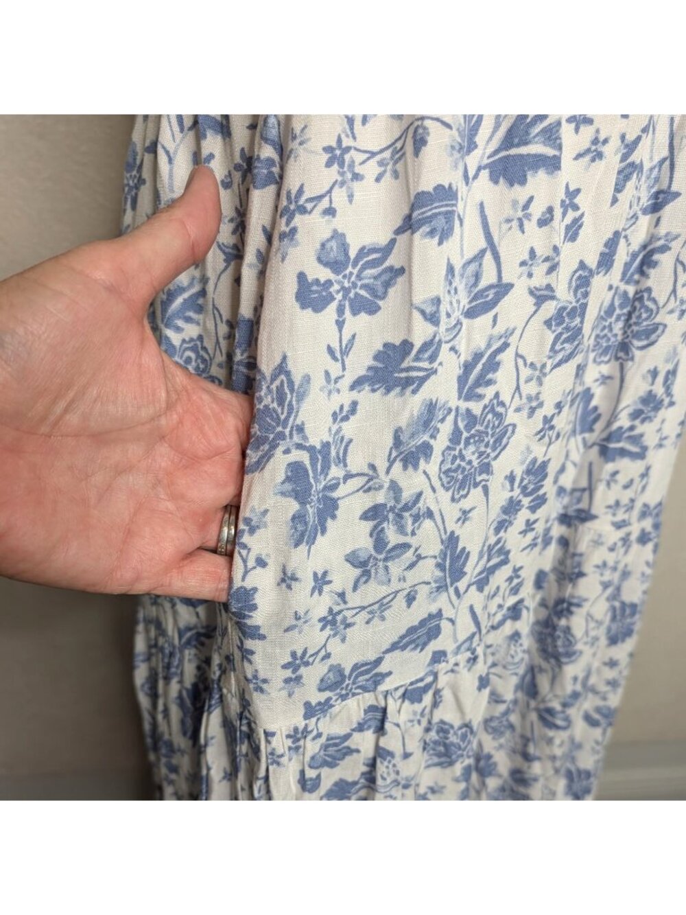 Becool Blue & White Floral Maxi Dress Smocked Back Lined Size Medium Coastal Cot - Picture 5 of 14